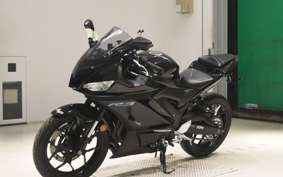 YAMAHA YZF-R3 2024