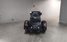 HARLEY  HARLEY FLHTCUTG1690 TRIKE  MAL