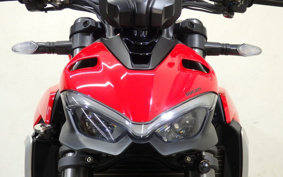 DUCATI STREET FIGHTER V2 2023 3F00