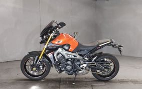 YAMAHA MT-09 RN34J