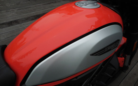 DUCATI  DUCATI  SCRAMBLER  ICON  2020 KB02