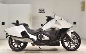 HONDA NM4 VULTUS -02 2014