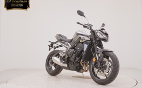TRIUMPH STREET TRIPLE R 2026