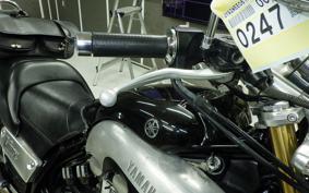 YAMAHA VMAX 2001