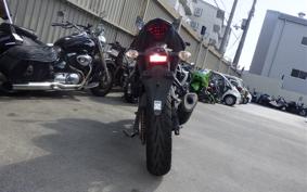 YAMAHA YZF-R25 A 2006 RG10J