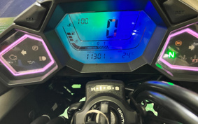 HONDA NM4 VULTUS -02 2014 RC82