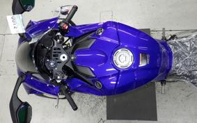 YAMAHA YZF-R1 2025