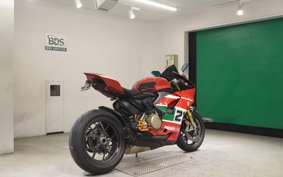 DUCATI PANIGALE V2 2025