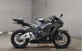HONDA CBR600RR PC40