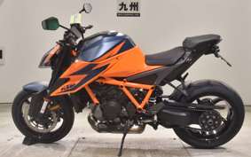KTM 1290 SUPER DUKE R 2022