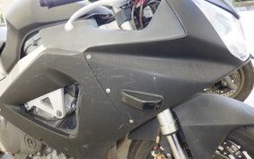 HONDA CBR900RR 3