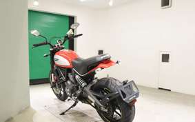 DUCATI SCRAMBLER ICON 2015