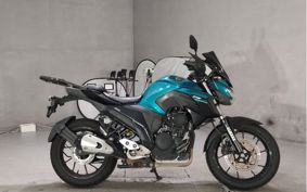 YAMAHA FZ25 RG42