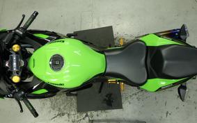 KAWASAKI ZX-25R ZX250E