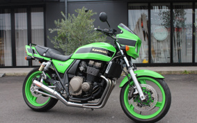 KAWASAKI ZRX400 2005 ZR400E