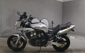 YAMAHA FZ400 4YR