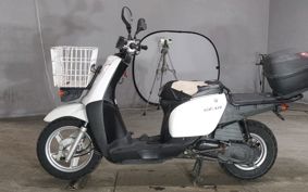 YAMAHA NEWS GEAR UA07J