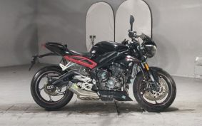TRIUMPH STREET TRIPLE R 2019 HDA434