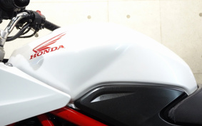 HONDA VTR 250 F MC33