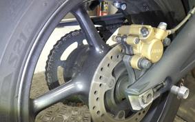TRIUMPH STREET TRIPLE R 2011