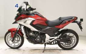 HONDA NC750X A 2016 RC90