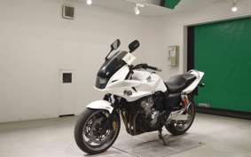 HONDA CB400 SUPER BOLDOR VTEC A 2009 NC42