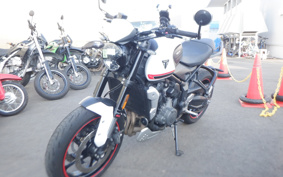 TRIUMPH  TRIUMPH  TRIDENT 660 2021 LGL10U