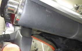 SUZUKI Vｽﾄﾛｰﾑ650 2011