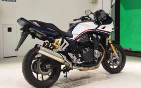 HONDA CB1300SB SUPER BOLDOR SP 2021 SC54