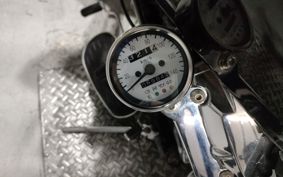 YAMAHA DRAGSTAR 400 CLASSIC 2001 VH01J