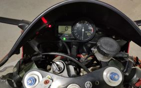 YAMAHA YZF-R1 2000 RN04