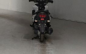 YAMAHA  CYGNUS  RAY ZR SEJ2