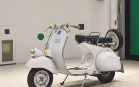 VESPA 125 2024