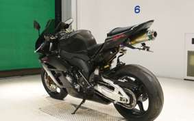 HONDA CBR1000RR 2005
