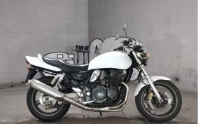 SUZUKI INAZUMA 400 GK7BA