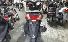 YAMAHA N-MAX SE86J