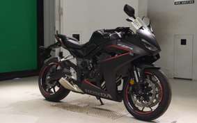 HONDA CBR650R E-Clutch 2024 RH17