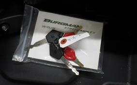 SUZUKI BURGMANｽﾄﾘｰﾄ125EX EA23M