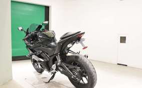 YAMAHA YZF-R25 A RG43J