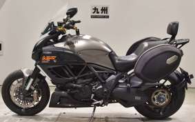 DUCATI DIAVEL STRADA 2014