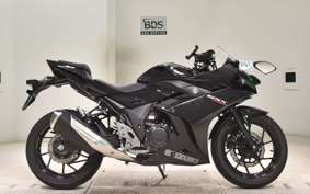 SUZUKI GSX250RA