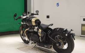 TRIUMPH BONNEVILLE BOBBER 2025