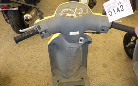 SUZUKI LET's 4 CA45A