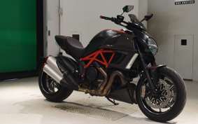 DUCATI DIAVEL Carbon 2011