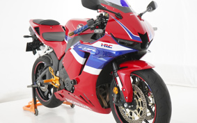 HONDA CBR600RR 2024 PC40