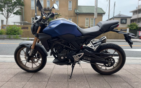 HONDA CB250R MC52