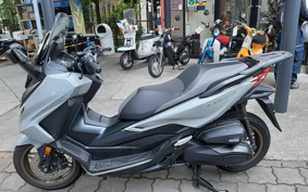 HONDA FORZA 250 MF17