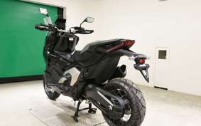 HONDA X-ADV 750 2026 RH21