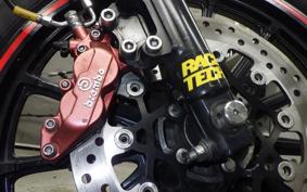 HARLEY XL883R 2005