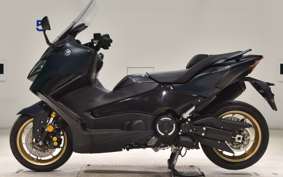 YAMAHA T-MAX 560 SJ19J
